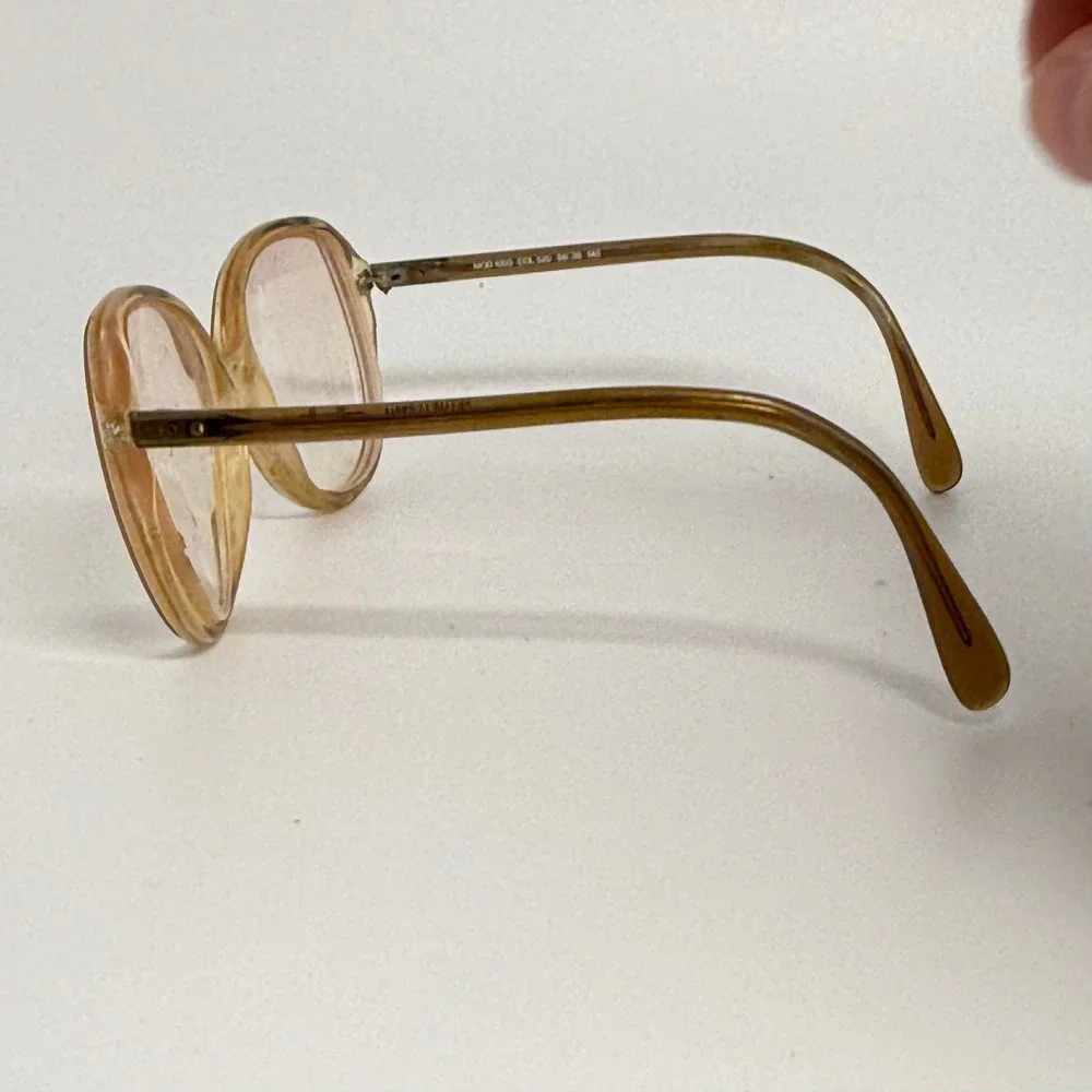 Silhouette vintage eyeglass